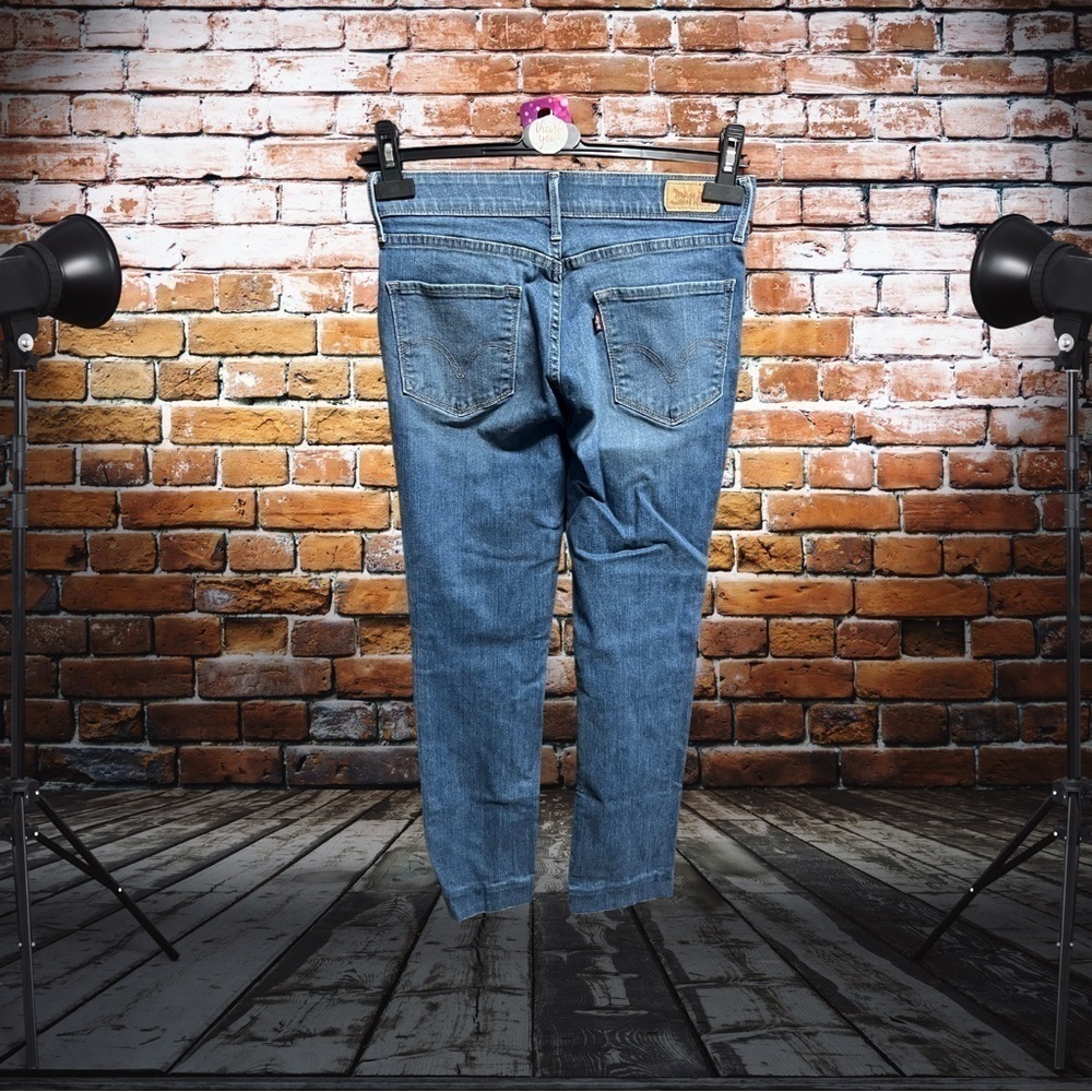 Levi’s Women’s 505 Regular Fit Jeans - Size 6 - Picture 3 of 10